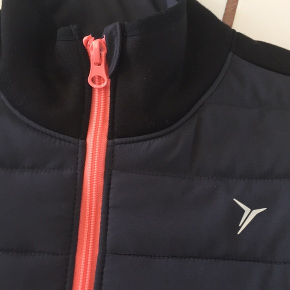 Girls Old Navy Vest - Picture 2 of 5